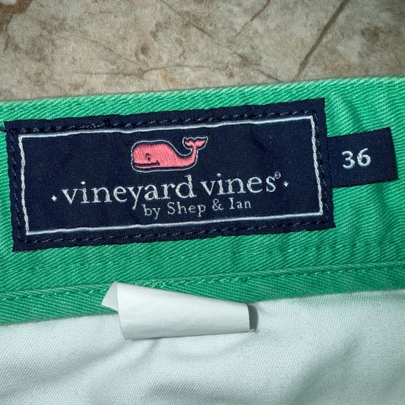 Vineyard Vines Classic Fit 9” Club Shorts Men’s Size 36 Green Cotton Flat Front - Picture 9 of 12